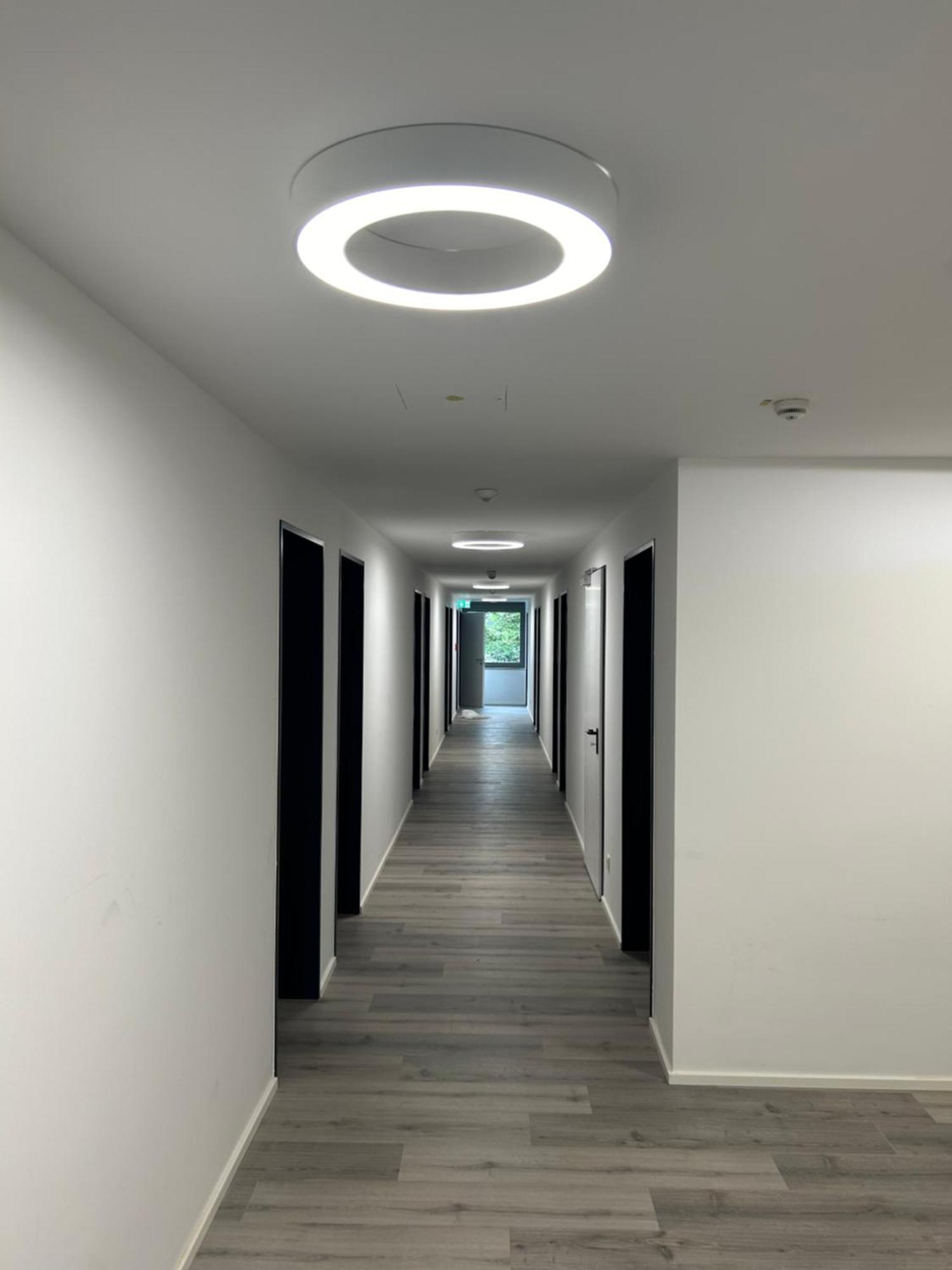 Munique Hotel Muenchen อุนเทอร์ชไลสส์ไฮม์ ภายนอก รูปภาพ